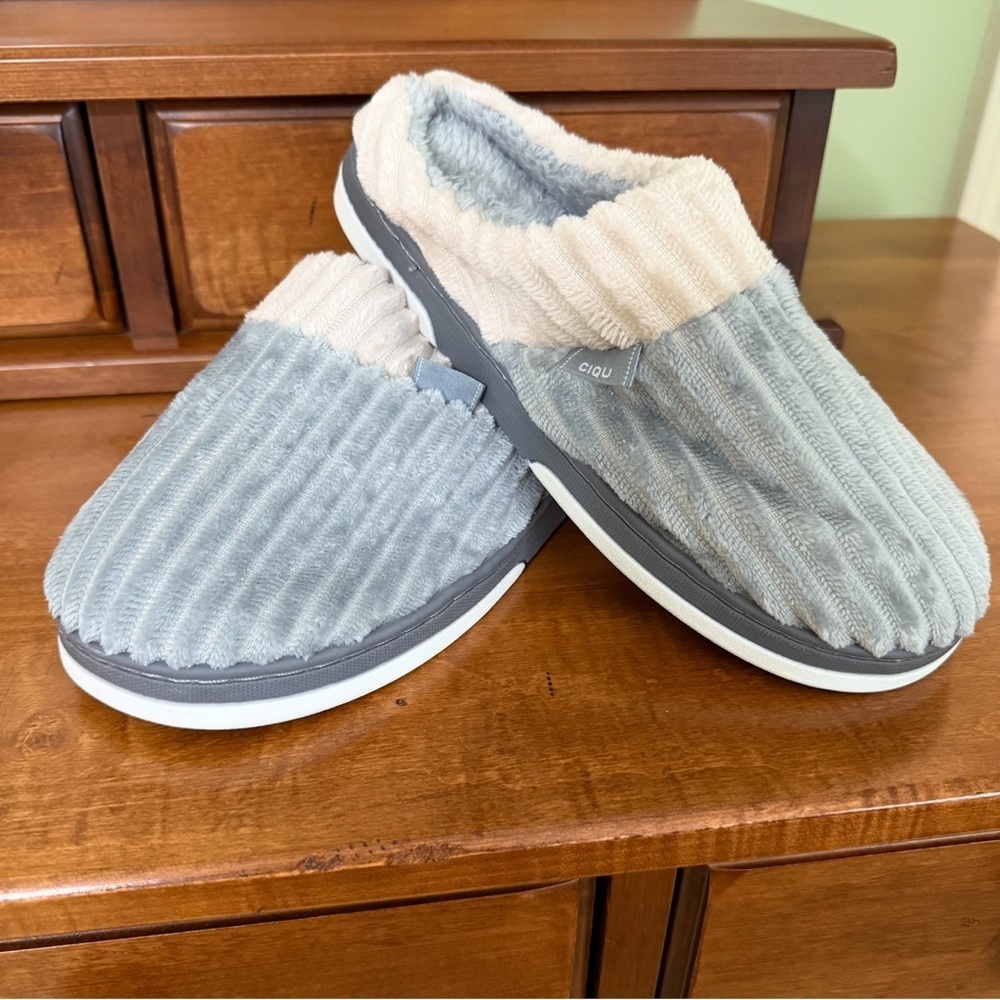 CIQU slippers nonslip warm slides indoor /‎ outdoor women’s 40/41 (size 7.5 )